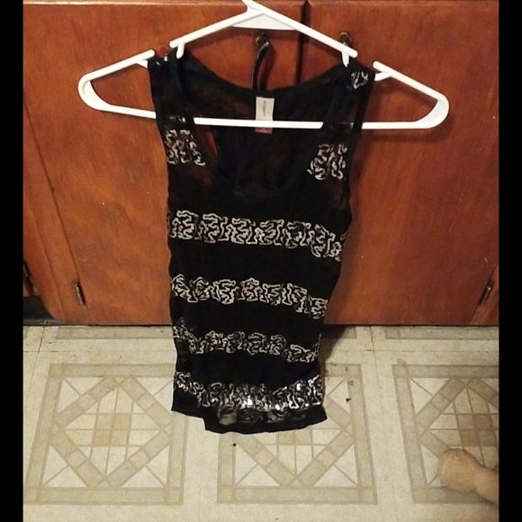 M layer tank - Picture 1 of 1